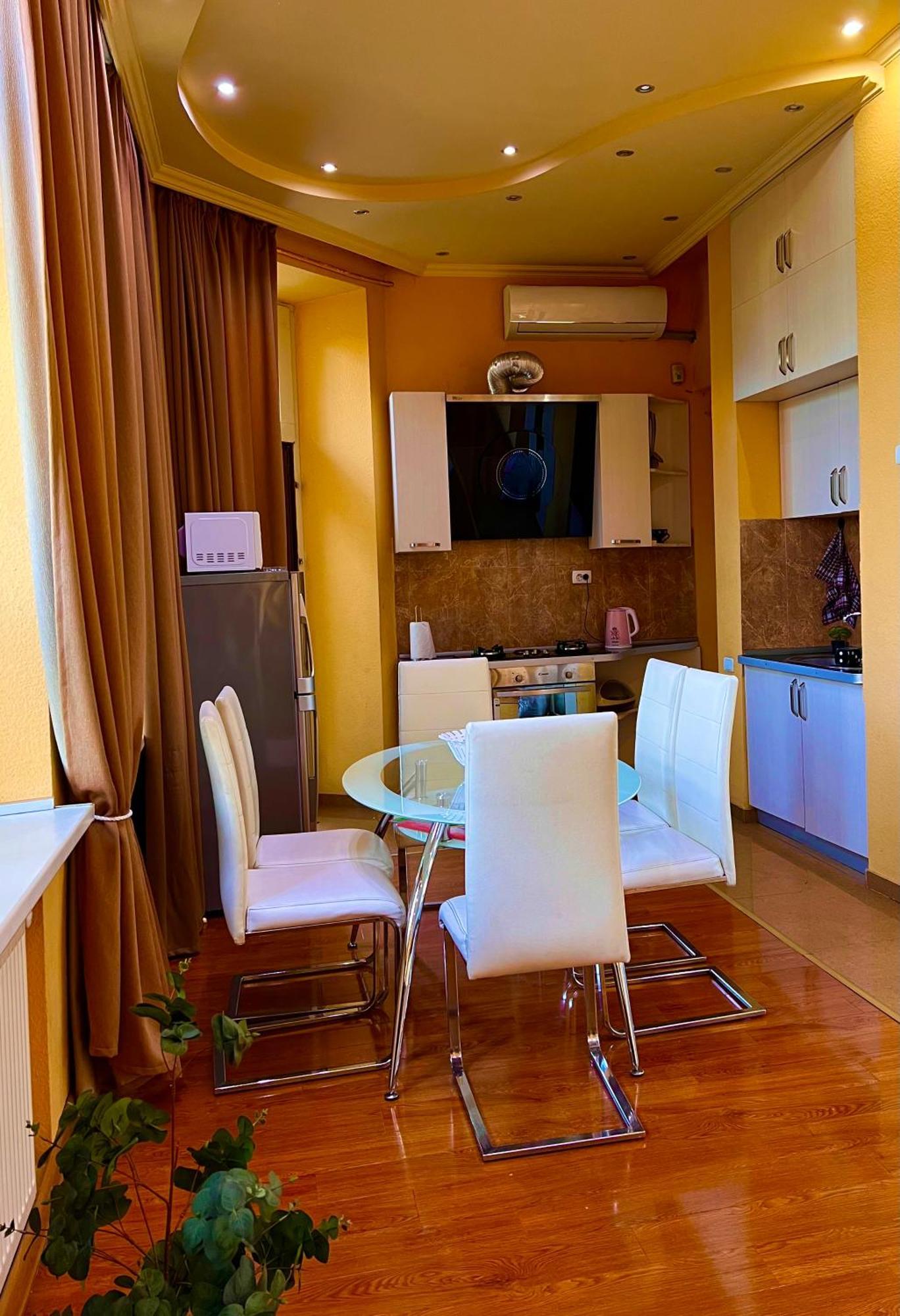 Old Ubani Apartment 第比利斯 外观 照片